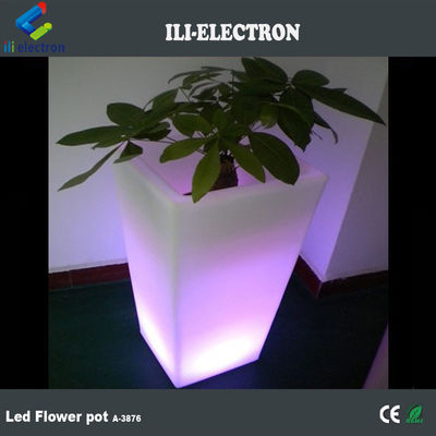 চীন সরবরাহকারী আউটডোর LED আলোকিত আলোকিত বর্গক্ষেত্র উদ্ভিদ পাত্র 80000 ঘন্টা ব্যাটারি জীবন