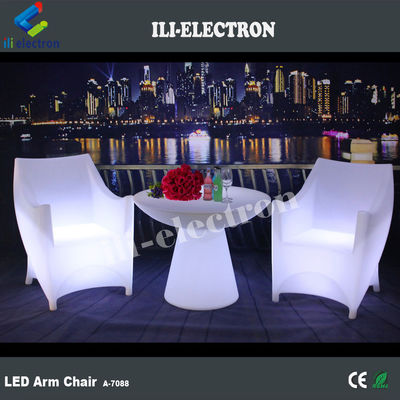PE প্লাস্টিক LED রিচার্জেবল লিথিয়াম ব্যাটারি সহ আলোকিত আসবাবপত্র চেয়ার RGB
