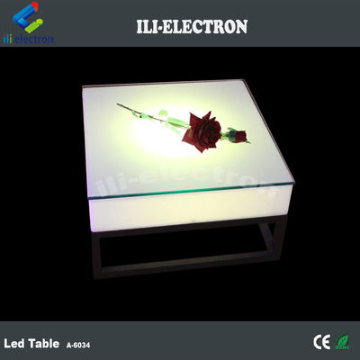 RGB রঙিন মডার্ন নকশা নাইট ক্লাবের জন্য আলোকিত নেতৃত্বাধীন টেবিল