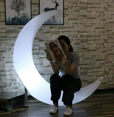 রিচার্জযোগ্য লিথিয়াম ব্যাটারি সহ গ্লো LED চাঁদ চেয়ার